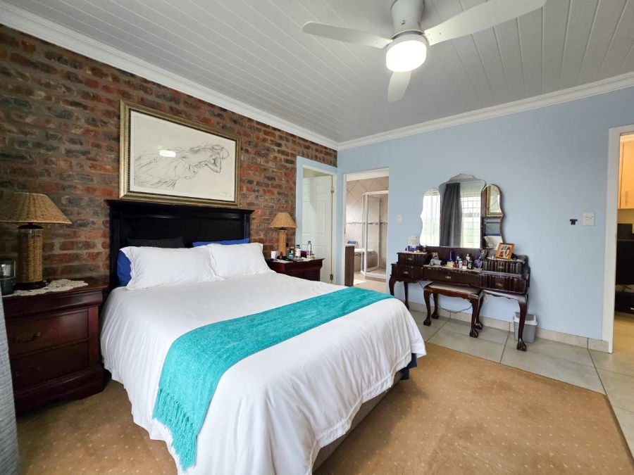 3 Bedroom Property for Sale in Stilbaai Wes Western Cape